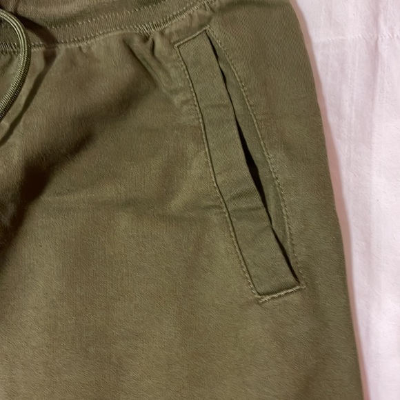 NIKE CLUB ALUMNI COTTON MENS SHORTS SZ SMALL 2 PAIRS - Picture 6 of 8